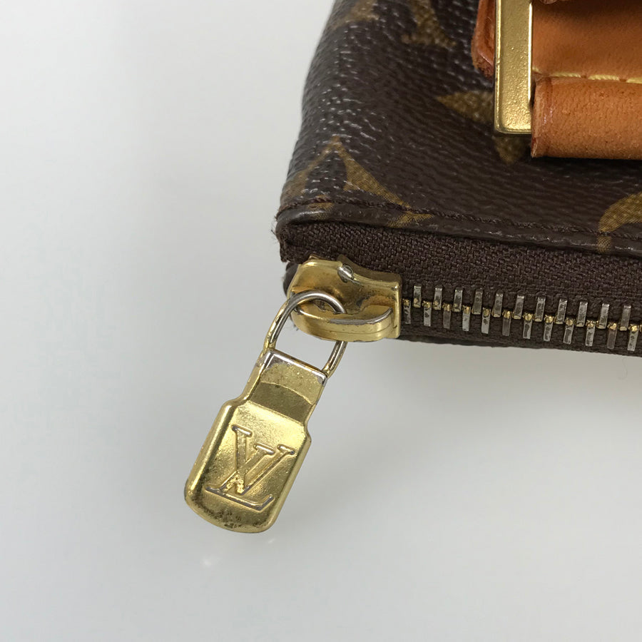 LOUIS VUITTON Monogram Pochette Bosphore M40044 Shoulder bag