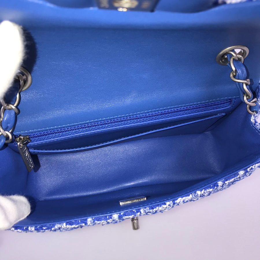 CHANEL Matelasse Shoulder bag