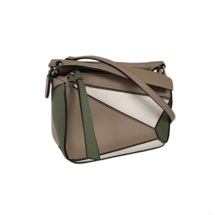 LOEWE Puzzle mini Hand bag