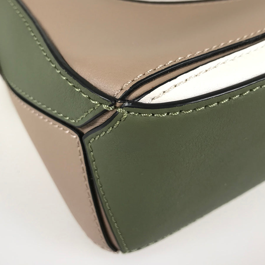 LOEWE Puzzle mini Hand bag
