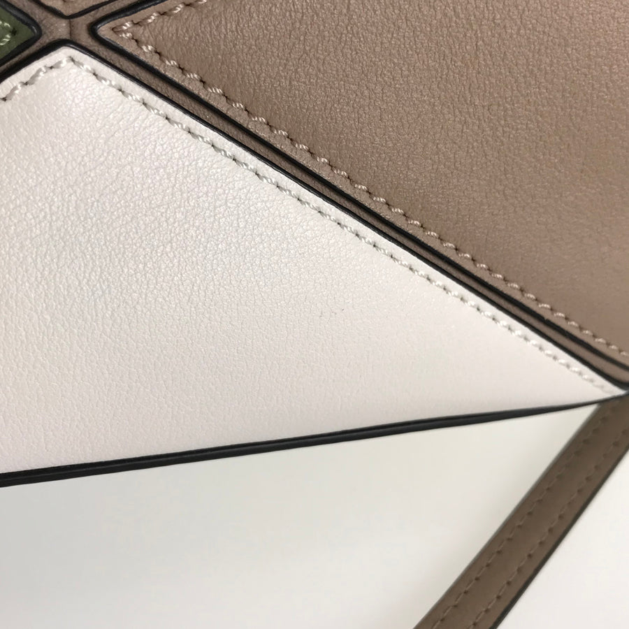 LOEWE Puzzle mini Hand bag