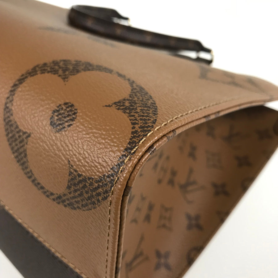 LOUIS VUITTON Monogram Giant Monogram Reverse Giant On The Go MM M45321 Tote bag