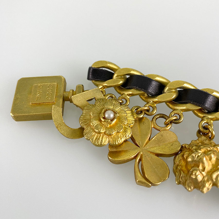 CHANEL Icon swing Brooch