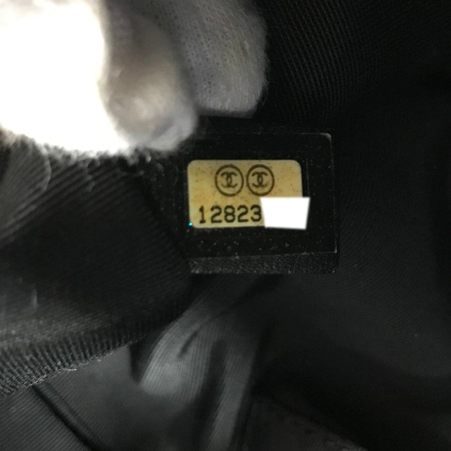 CHANEL Shoulder bag