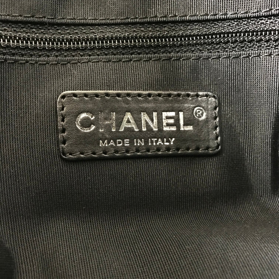 CHANEL Shoulder bag