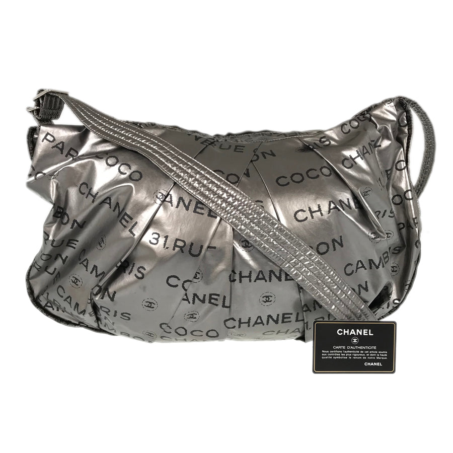 CHANEL Shoulder bag