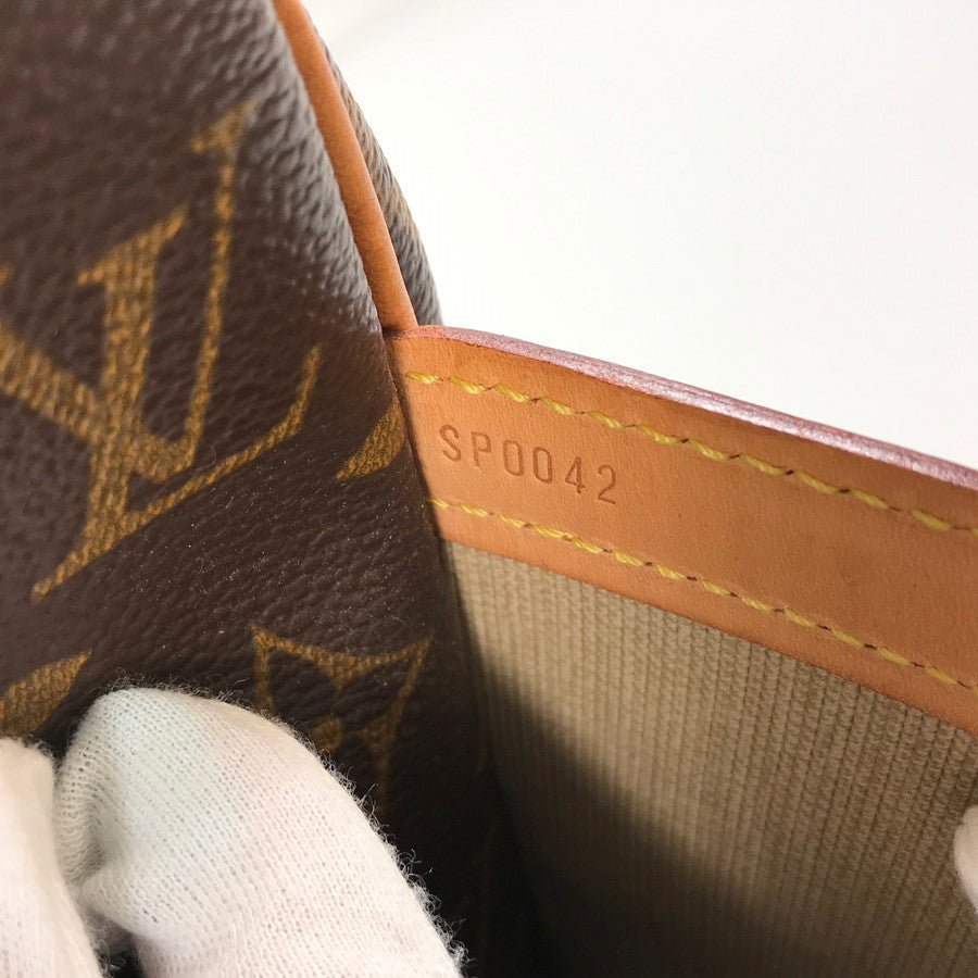 LOUIS VUITTON Monogram Reporter GM M45252 Shoulder bag