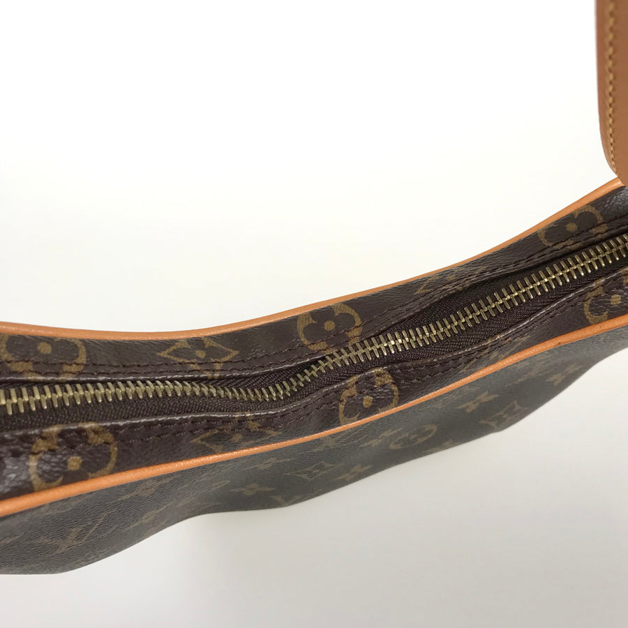 LOUIS VUITTON Monogram Pochette Croissant M51510 Shoulder bag