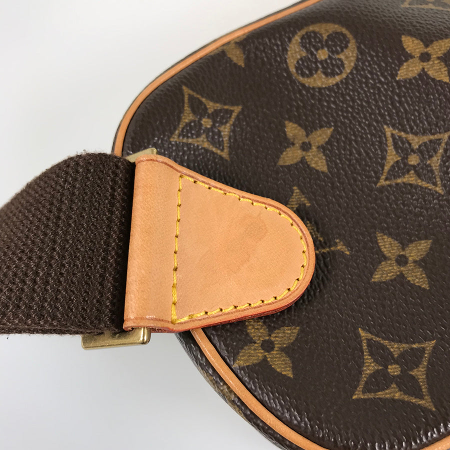 LOUIS VUITTON Monogram Pochette Gange M51870 Sling bag