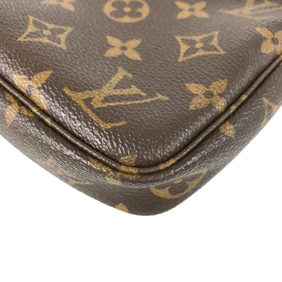LOUIS VUITTON Monogram Pochette Accessoires M51980 Pouch