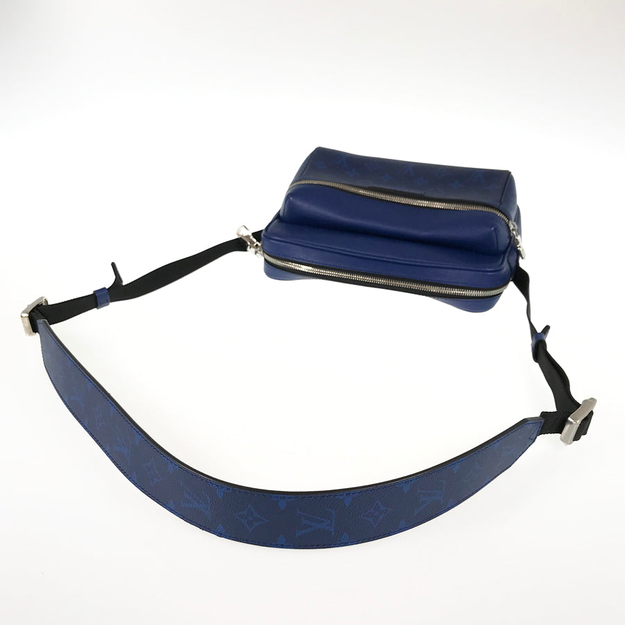 LOUIS VUITTON Taigarama Outdoor Messenger PM M30242 Shoulder bag