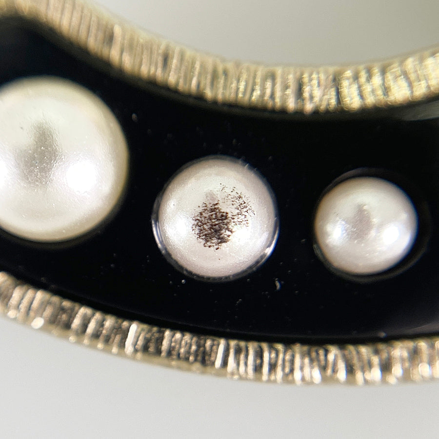 CHANEL Brooch