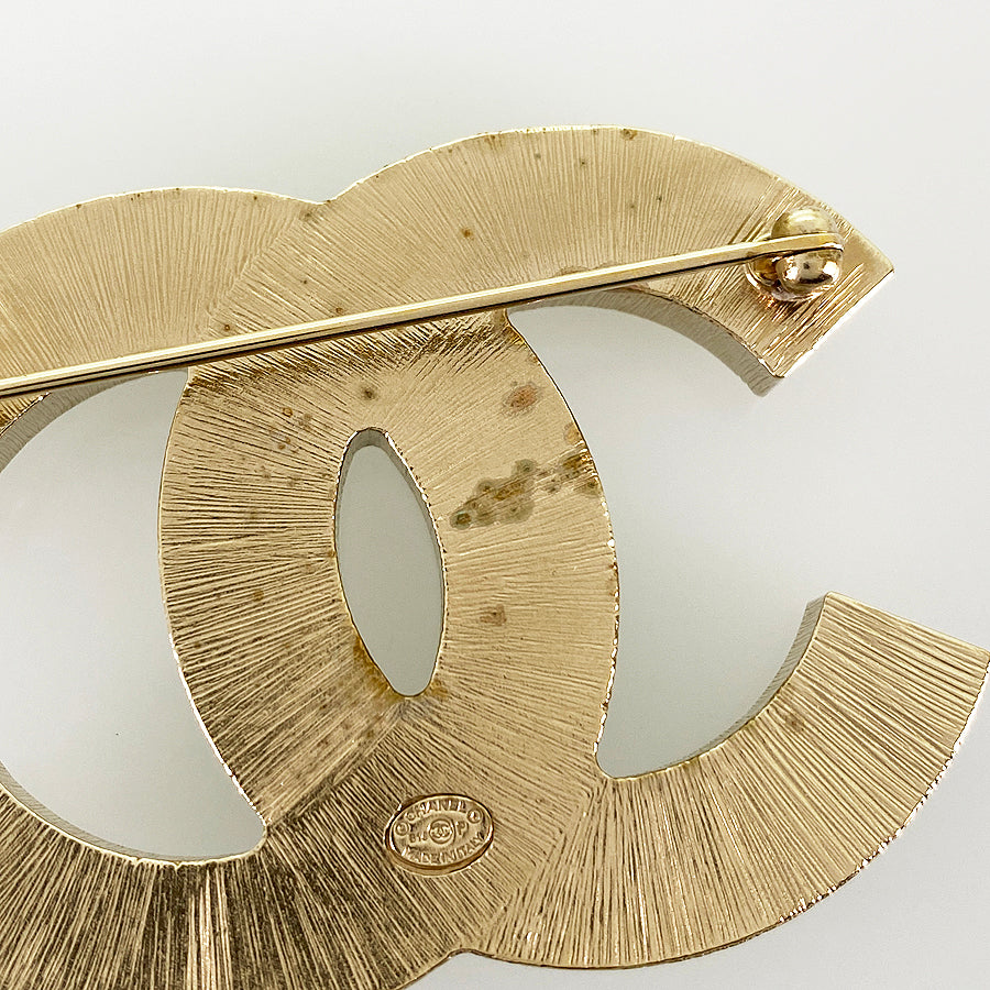 CHANEL Brooch