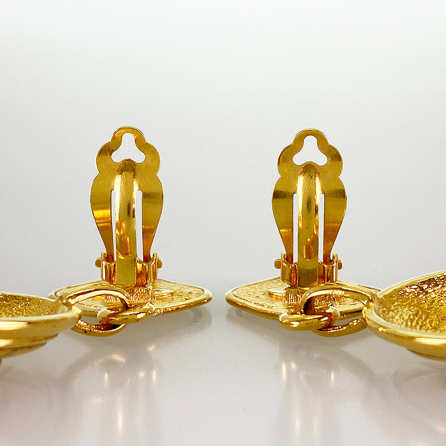 CHANEL Earring