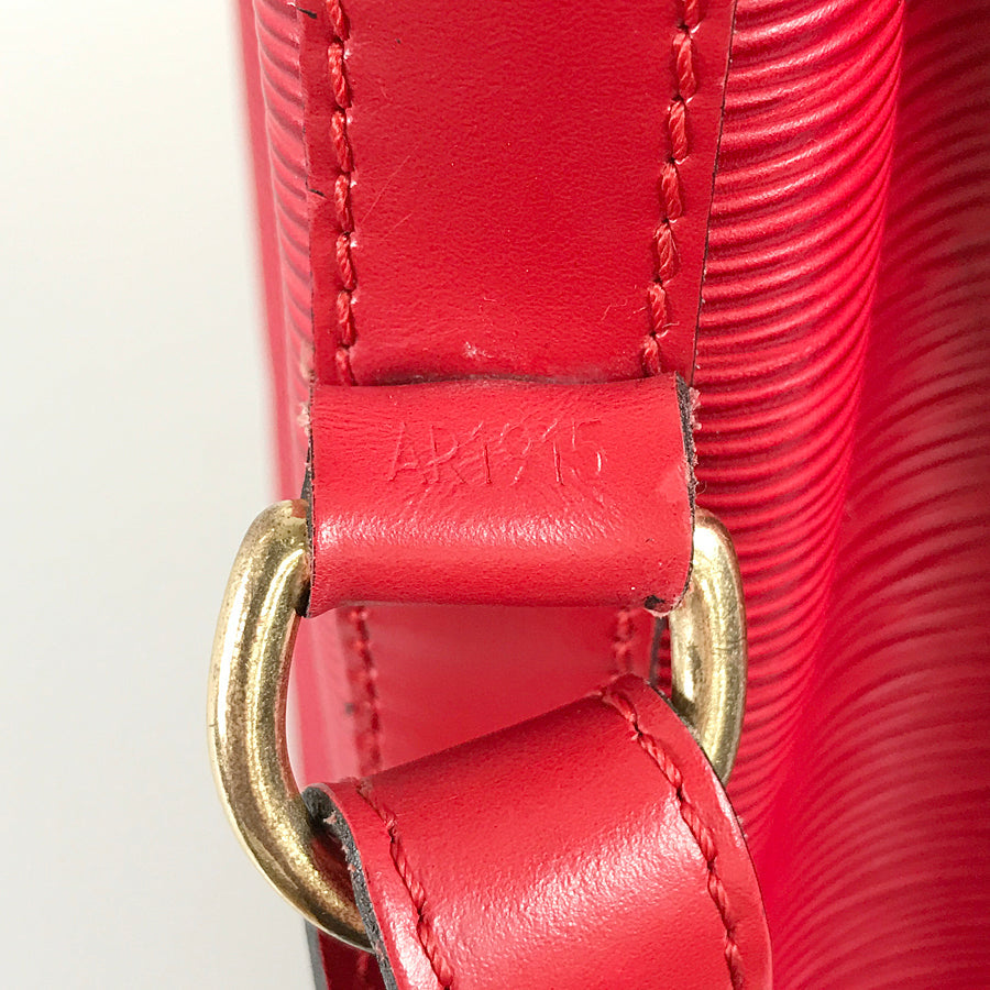 LOUIS VUITTON Epi Petit Noe M44107 Shoulder bag
