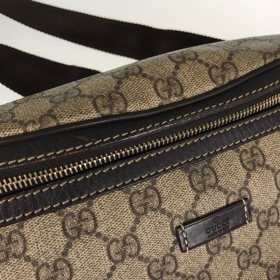 GUCCI GG Supreme 233269 Sling bag