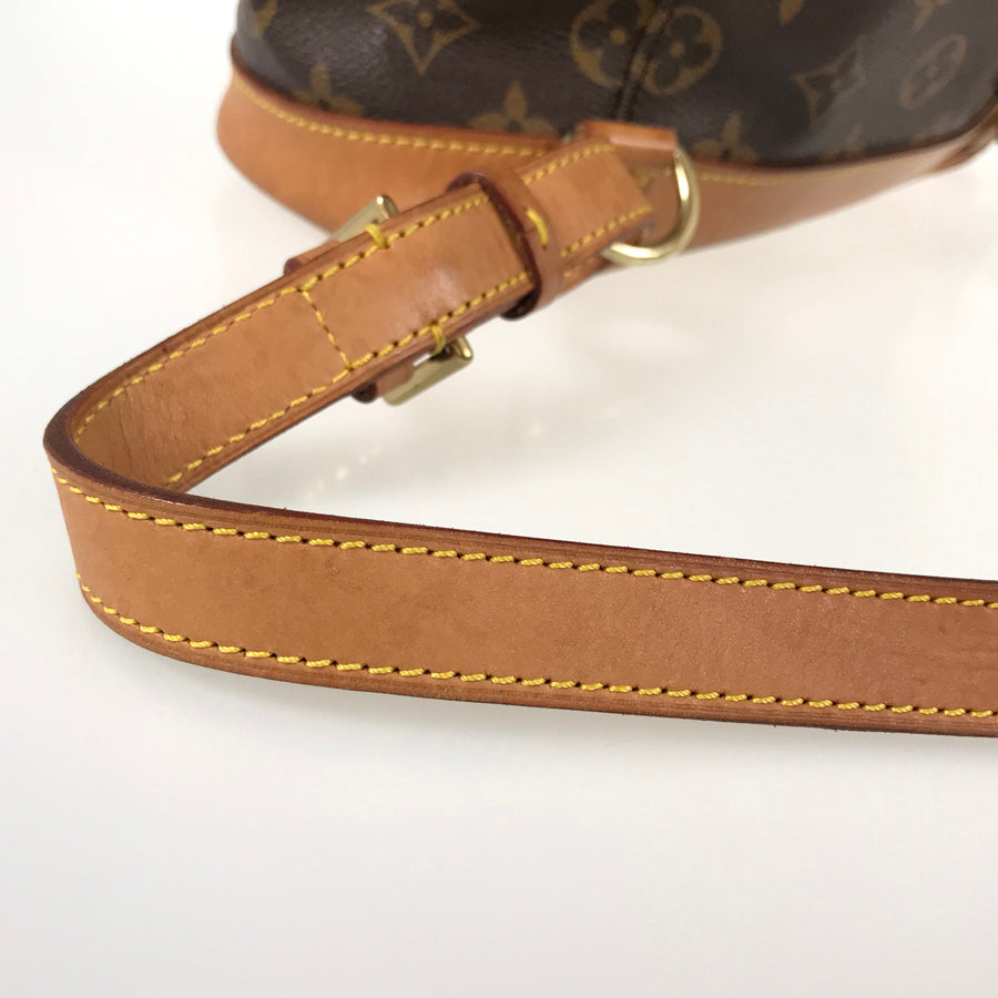 LOUIS VUITTON Monogram Montsouris MM M51136 Backpack