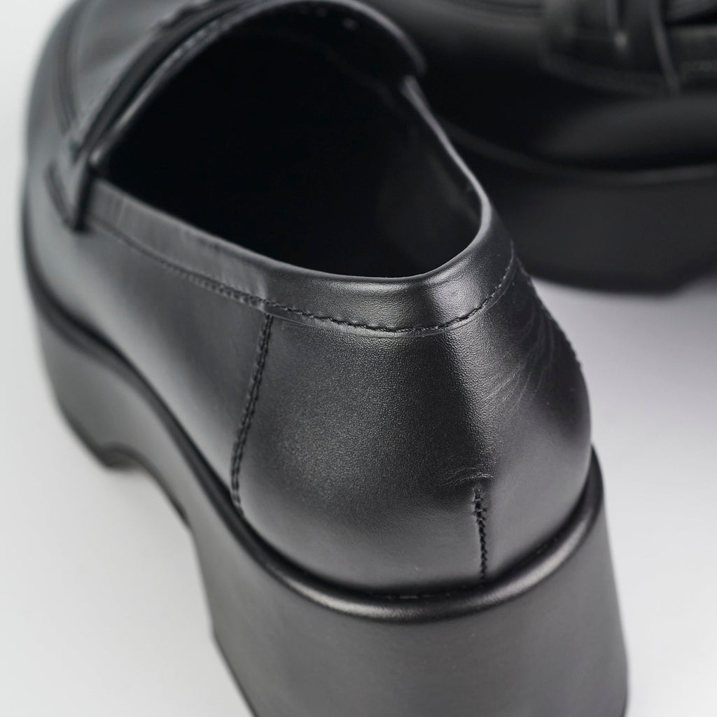 Chanel Interlocking Loafer Shoes Size 41
