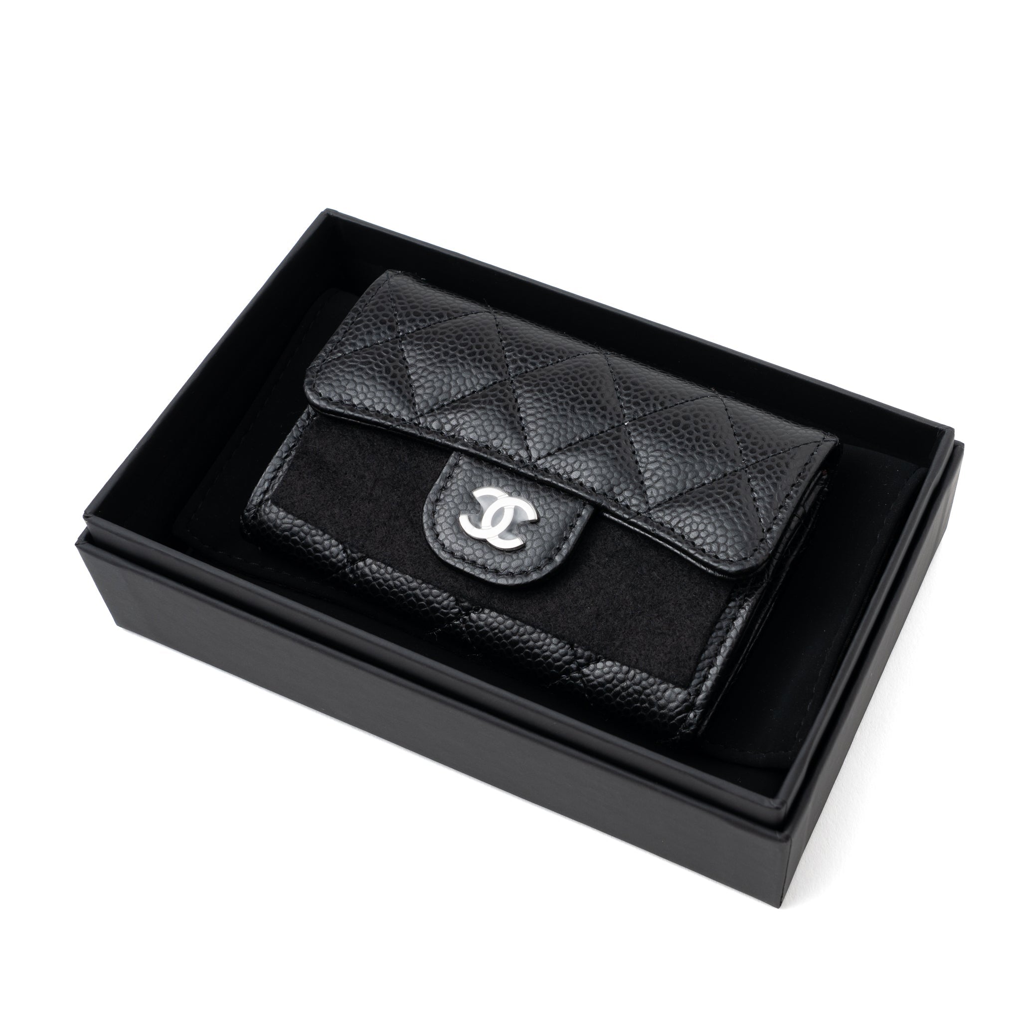 Chanel Classic Flap Card Holder Caviar Black  (Hologram)